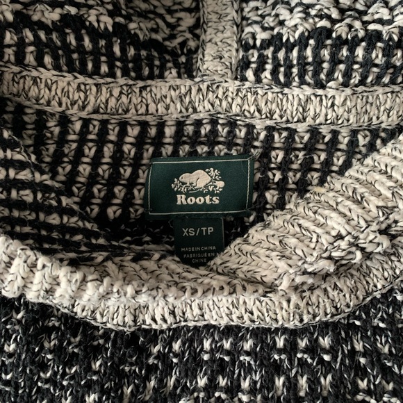 Roots Chunky Knit Hooded Sweater - Picture 5 of 5
